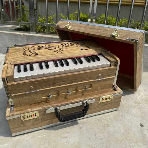 Harmonium 2,5 Octaves<br/> Raw Wood - Image 3