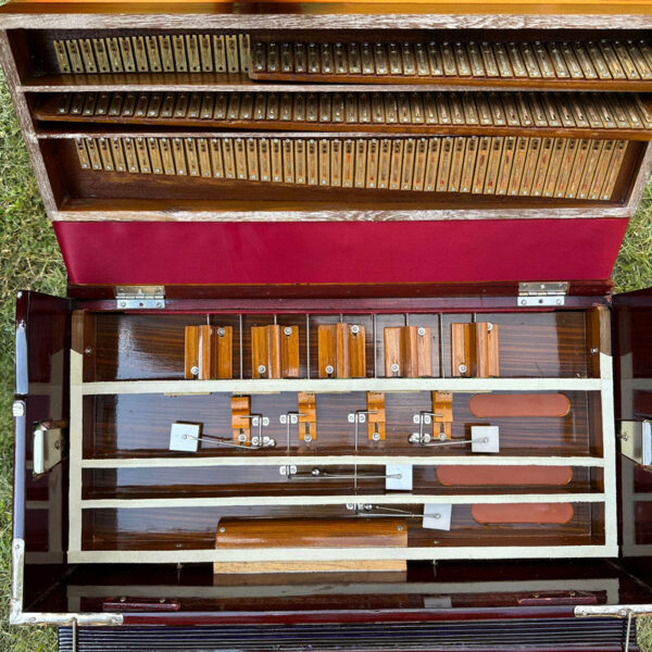 Scale Changer Harmonium - Image 4